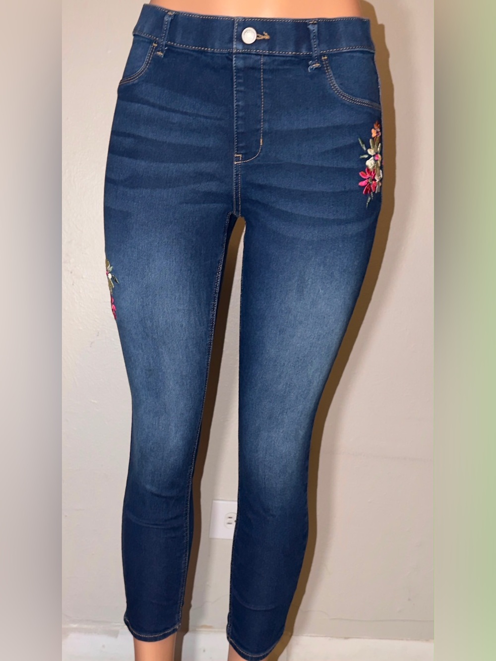 wonder nation Dark Blue Floral Embroidered Jeggings